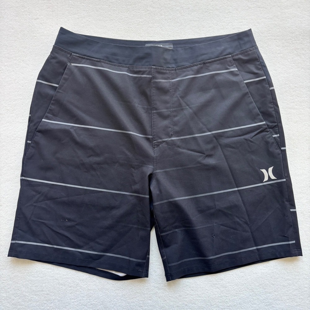 Hurley Board Shorts Mens Size S Black Striped Ripstop Swim Trunks MWS0005370